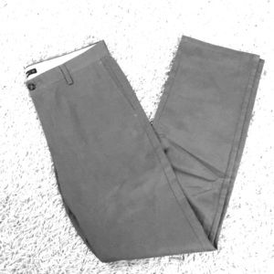 Men’s Dockers Grey Chino Pant.